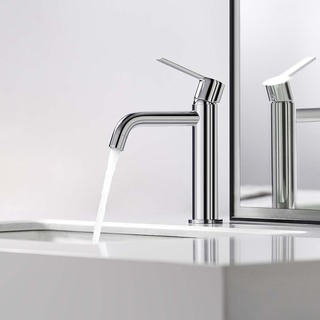 Pesuallashana Tillra Kromi