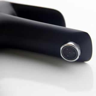 Pesuallashana Bathlife Pärla Korkea, Mattamusta