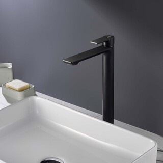 Pesuallashana Skimra Korkea Musta